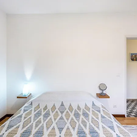 Casa Entre Porto E Aveiro